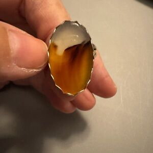 Elegant Silver and brown /cream sterling silver ring size 9.25